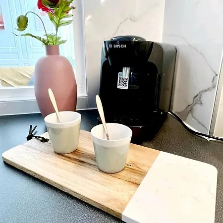 L'orangerie Royale - A Cote Du Chateau De Et Proche Gares Paris Apartment