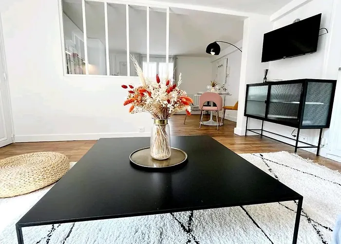 L'orangerie Royale - A Cote Du Chateau De Et Proche Gares Paris Apartamento *