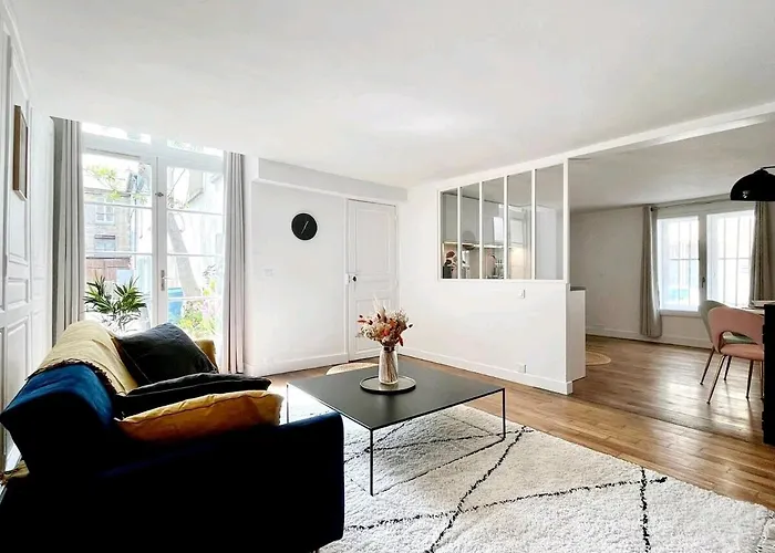 Apartamento L'orangerie Royale - A Cote Du Chateau De Et Proche Gares Paris Versalles