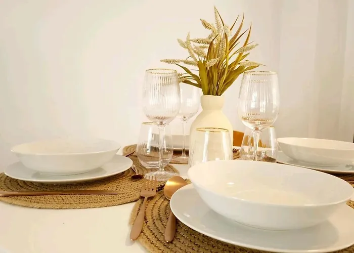L'orangerie Royale - A Cote Du Chateau De Et Proche Gares Paris Apartamento