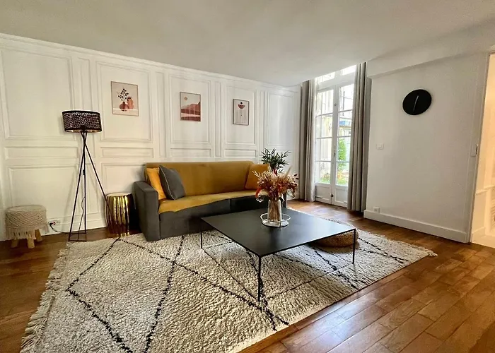 L'orangerie Royale - A Cote Du Chateau De Et Proche Gares Paris Apartamento *